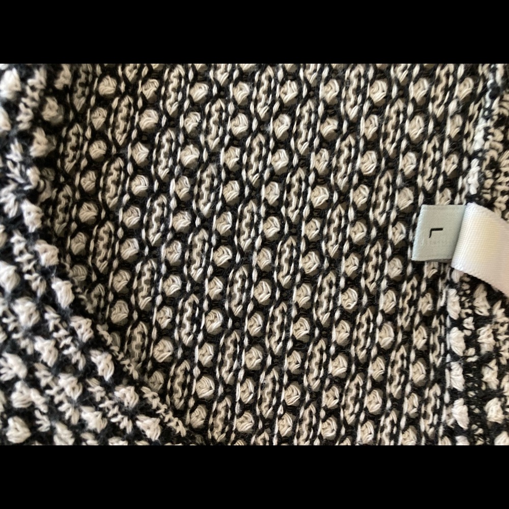 Top - Picture 3 of 4